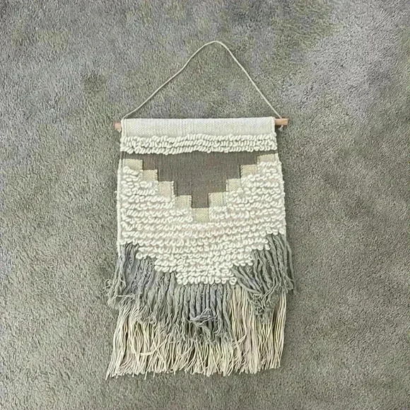 Macrame wall decor - Picture 1 of 4